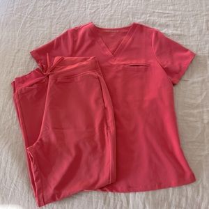 Mandala scrub set Medium high rise pant one pocket top
